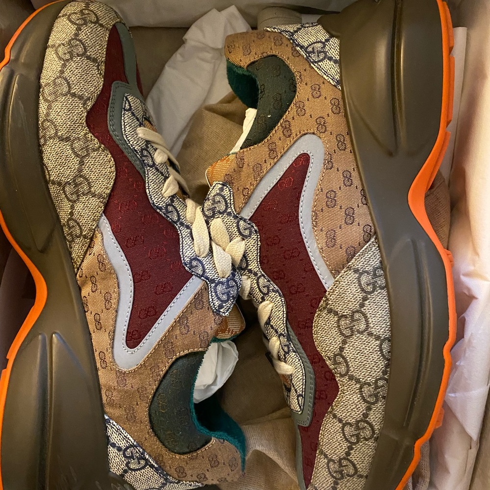 Men's GG Rhyton sneaker sz 7M